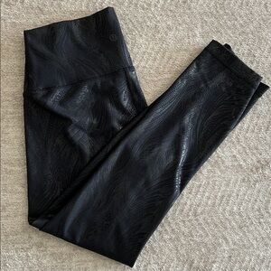 🖤Lululemon Athletica black Patterned Leggings